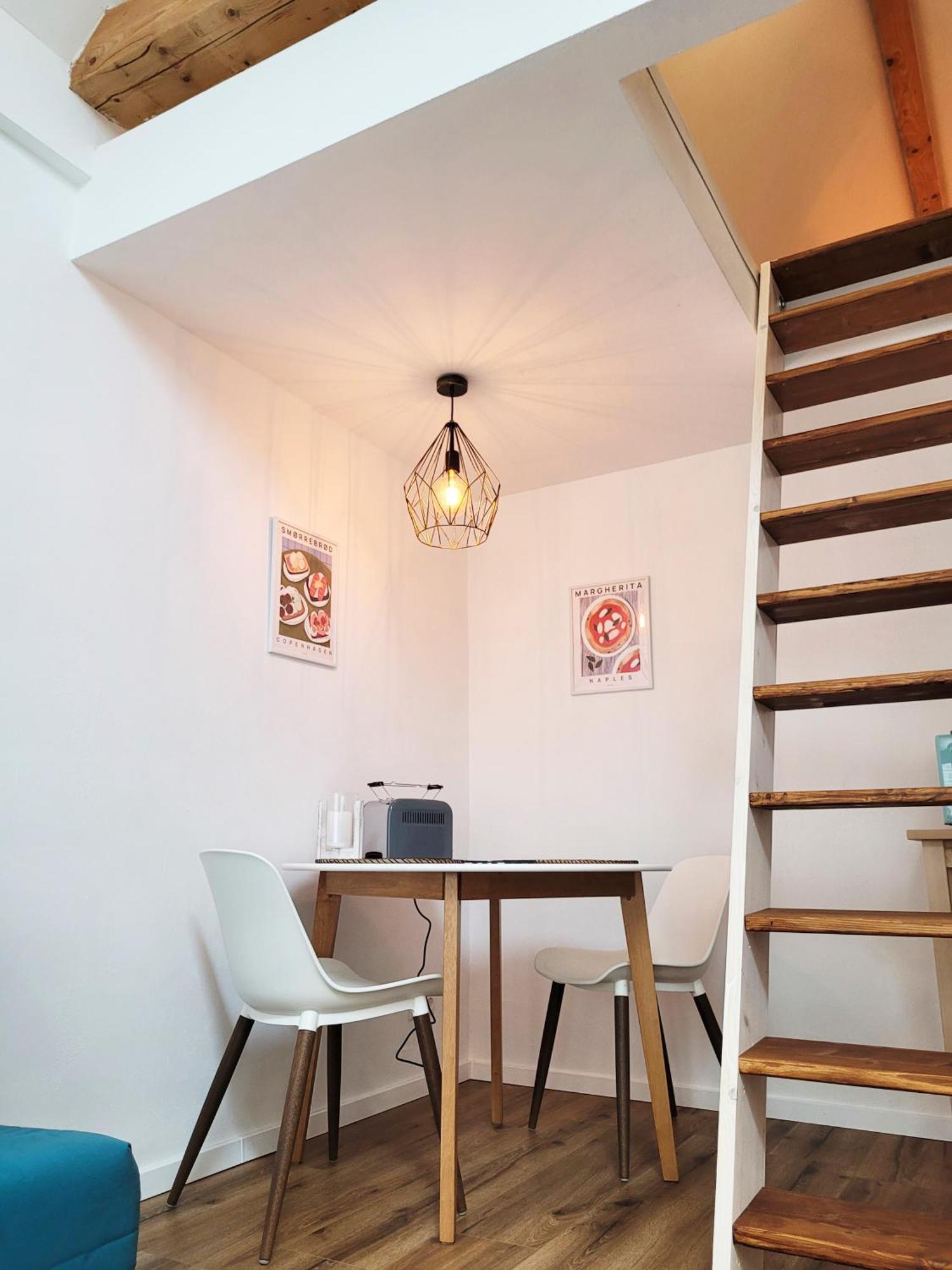 Modernes 1-Zimmer-Apartment Mit Galerie-Schlafkoje Im Skandinavischen Stil Ostenfeld  Екстериор снимка